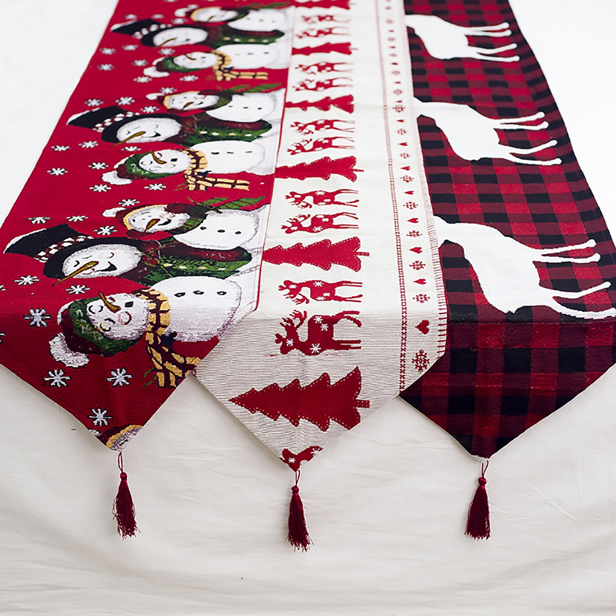 Elk Snowman Table Runner