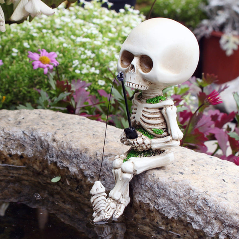 Skeleton Aquarium Courtyard