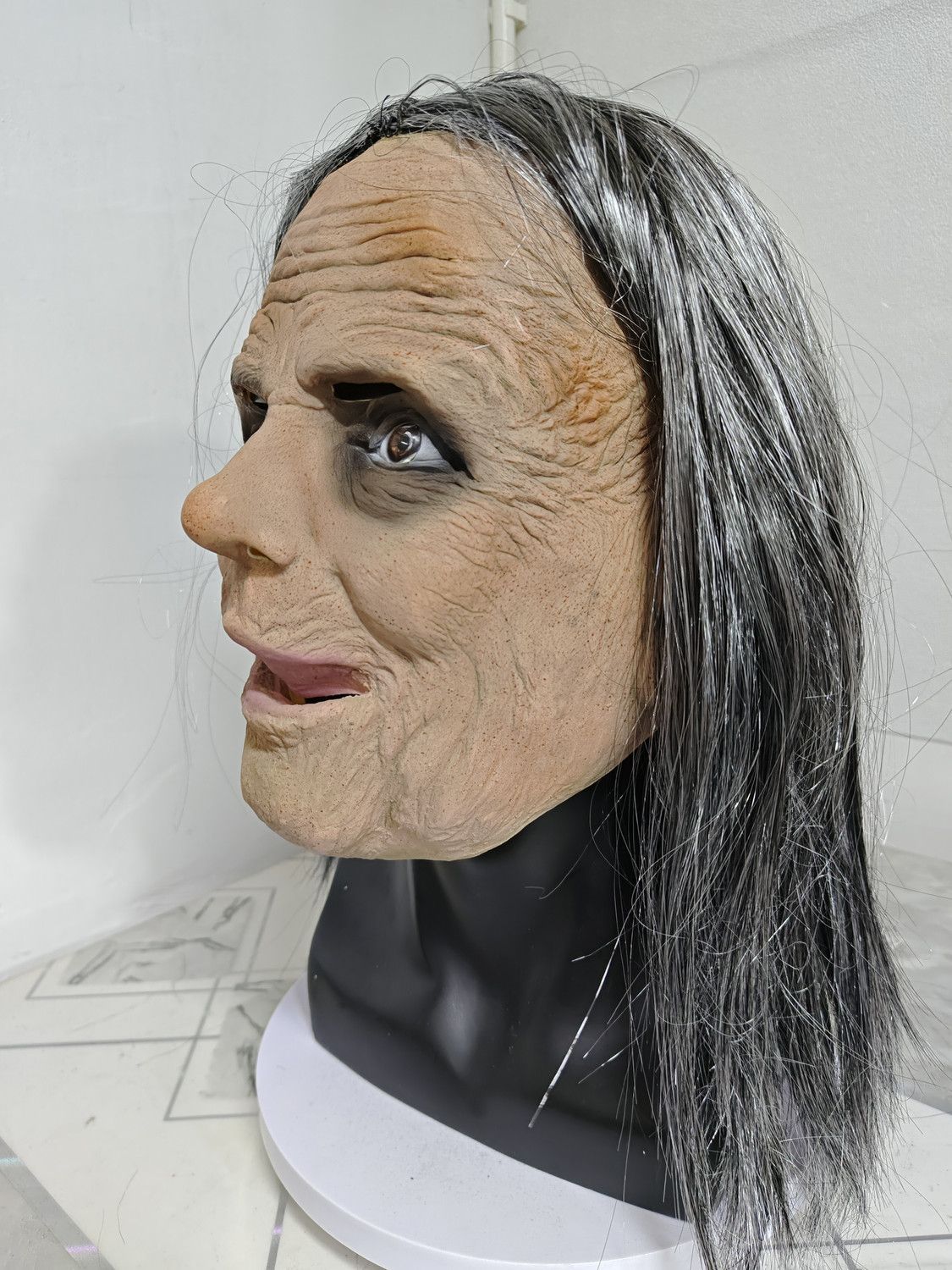Granny Mask