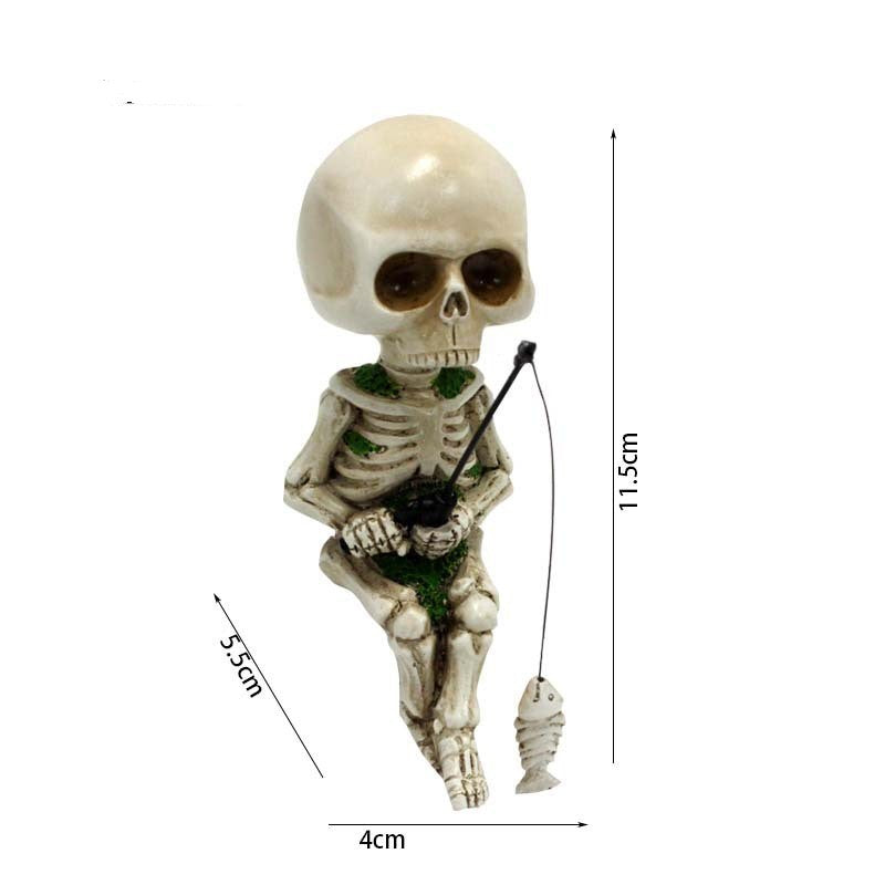 Skeleton Aquarium Courtyard
