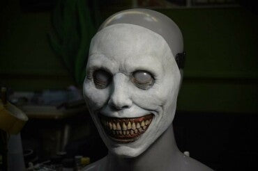 Creepy Smiley Mask