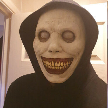 Creepy Smiley Mask