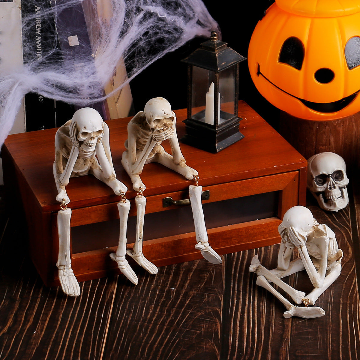 Halloween ghost skulls