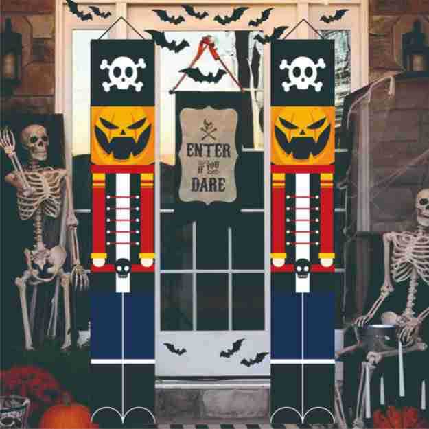 Soldier Model Nutcracker Banner