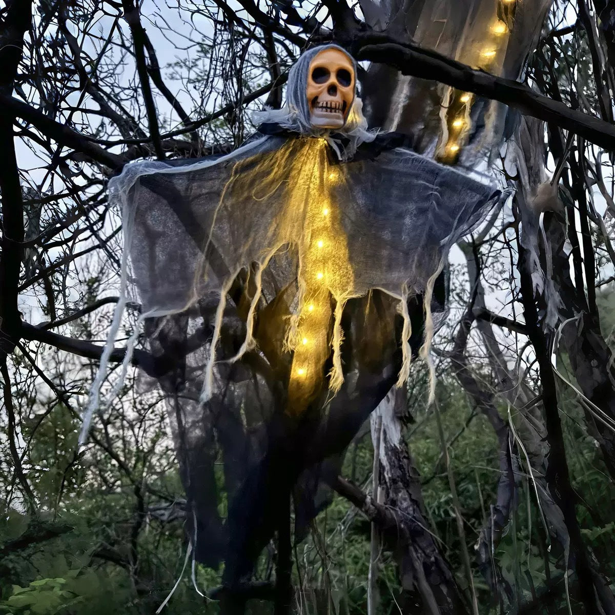 Hanging Ghost Skull Skeleton