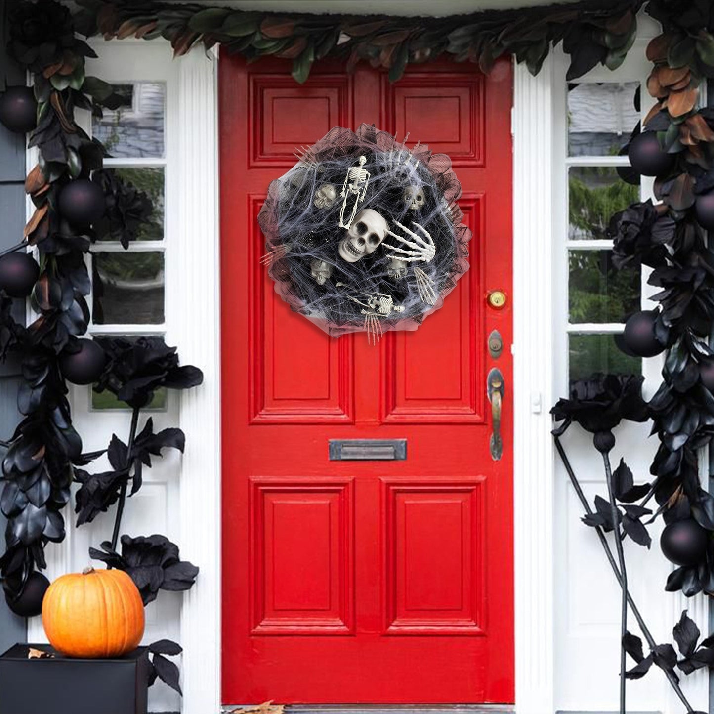 Black Mesh Skull Garland
