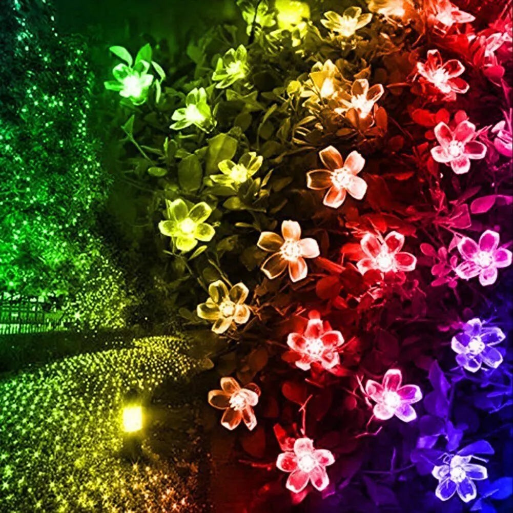 Solar-powered String Flowers Flashing Light